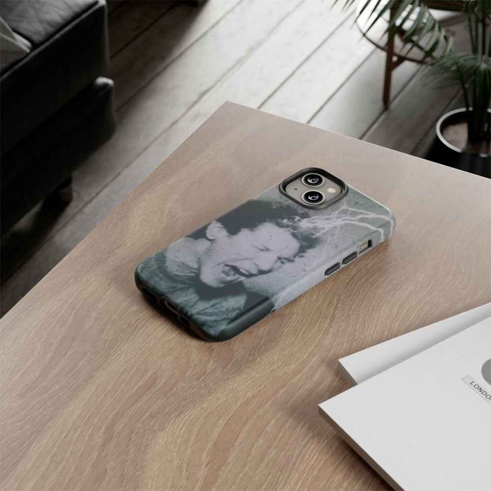 Zwart-Wit Portret met Bliksemeffect en Vintage Look