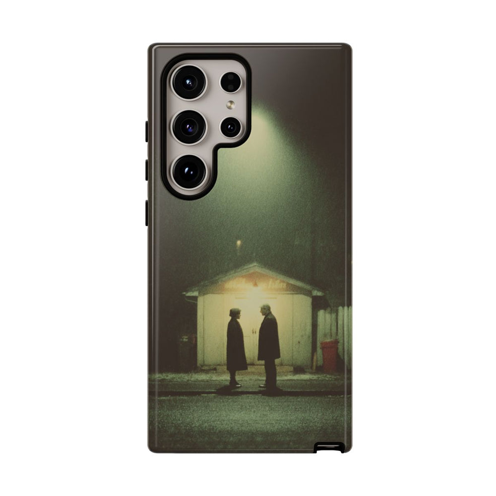 Twee Personen Onder Straatlamp in de Nacht
