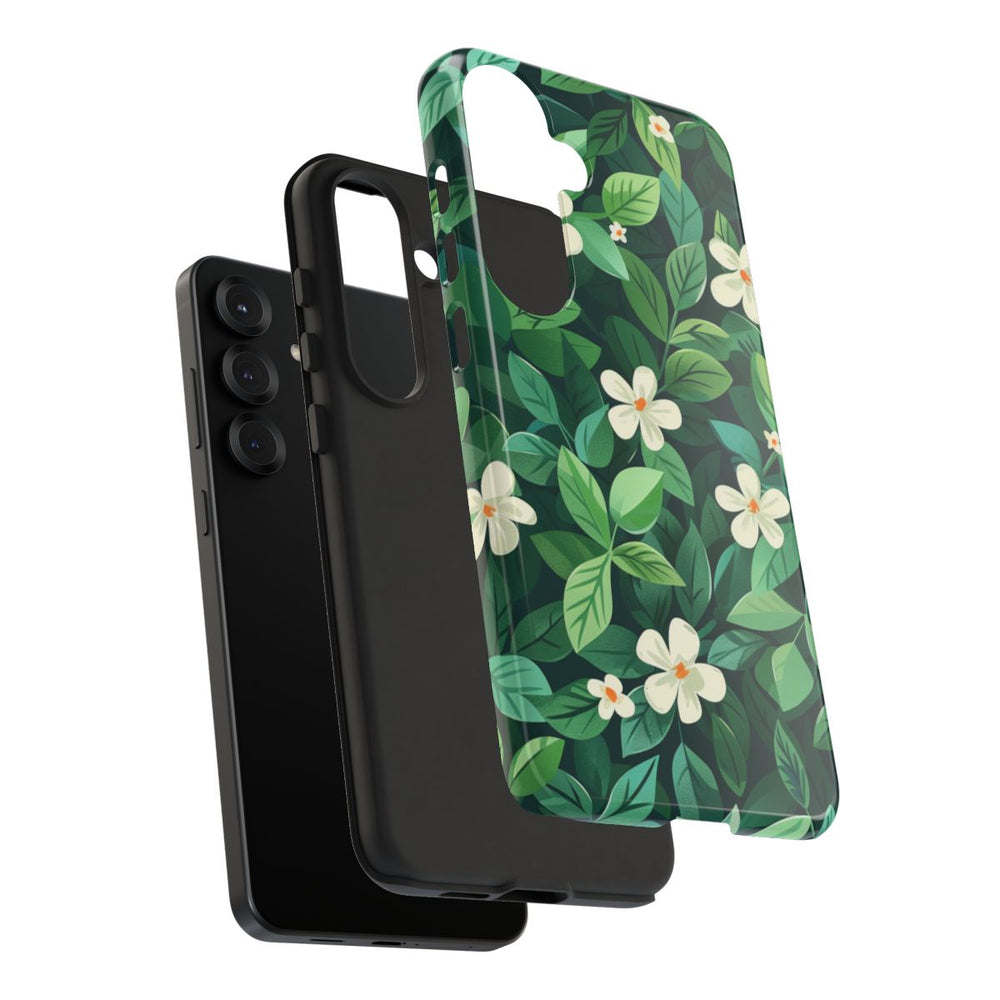 Groene Bladeren en Witte Bloemenpatroon