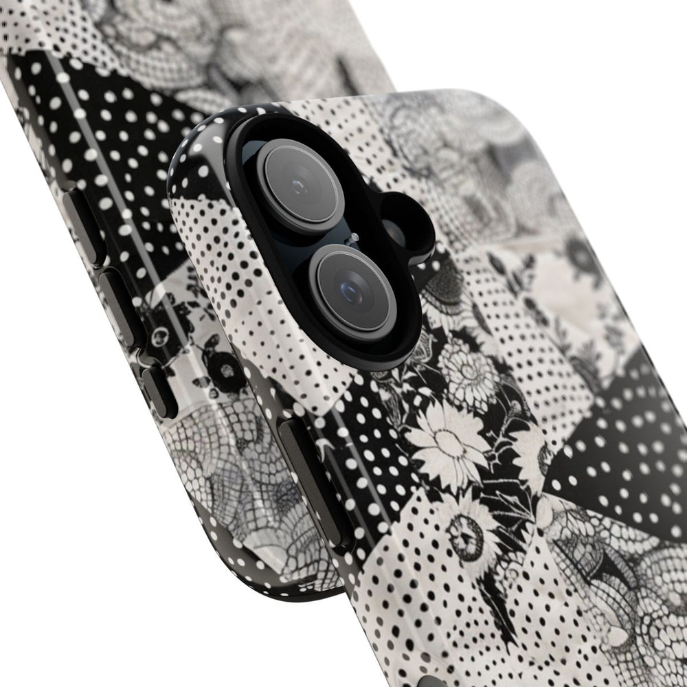Zwart-Wit Patchwork met Bloemen en Stippen