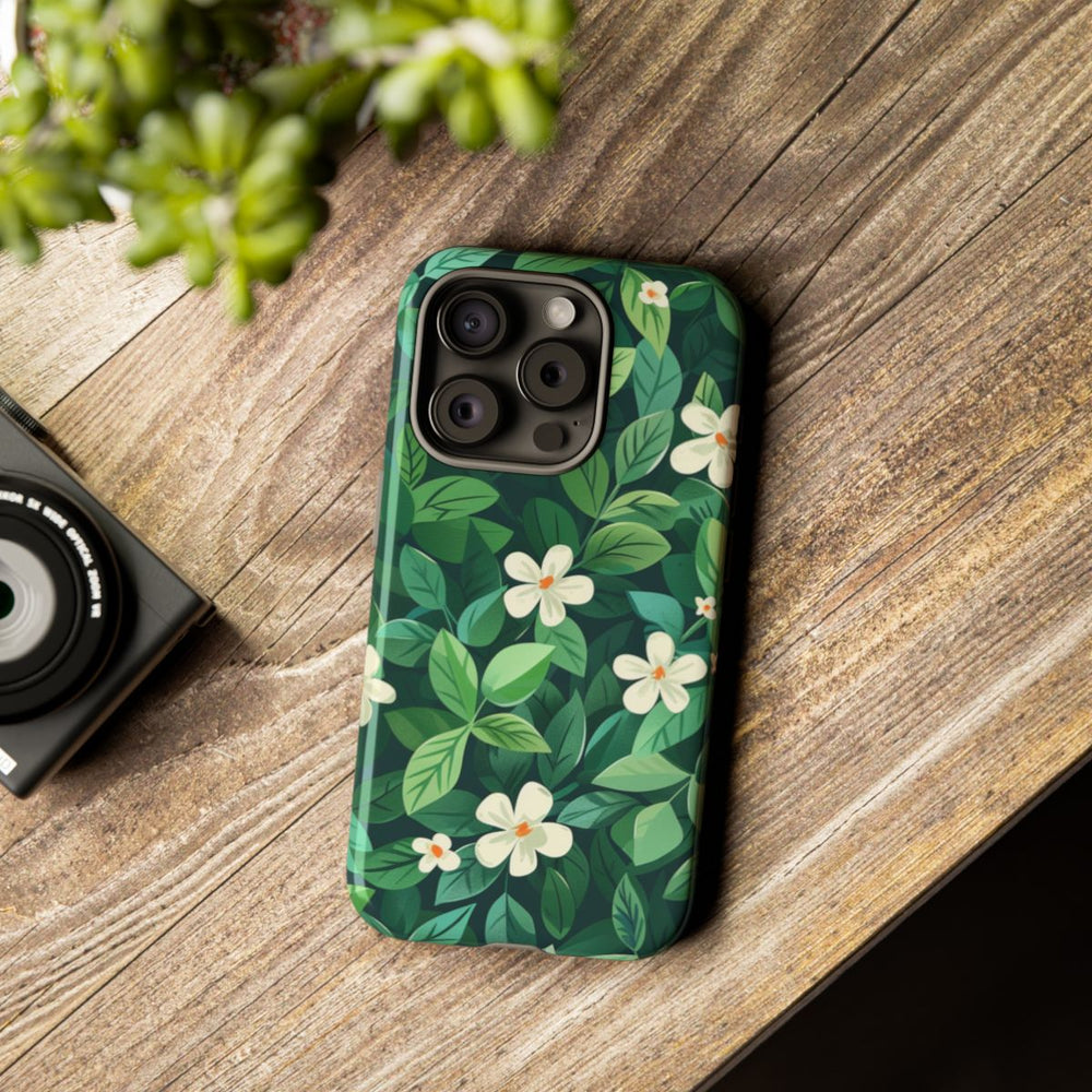 Groene Bladeren en Witte Bloemenpatroon