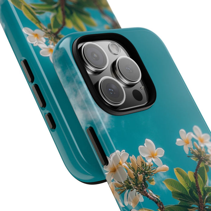 Witte Frangipanibloemen met Groene Bladeren