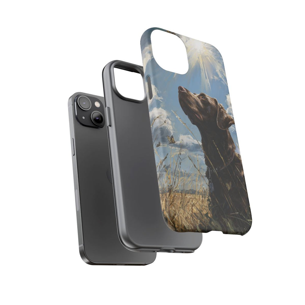 Chocoladekleurige Labrador met Vlinders in Veld