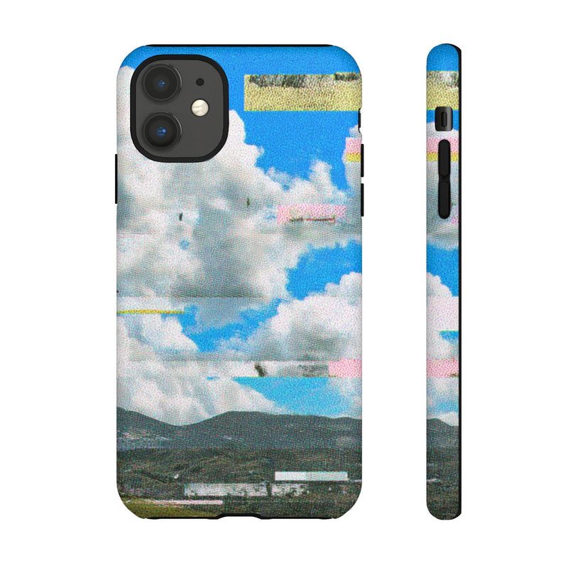 Glitch Effect Wolkenlucht met Bergen