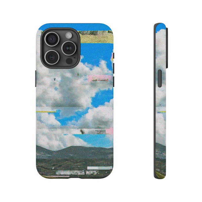 Glitch Effect Wolkenlucht met Bergen