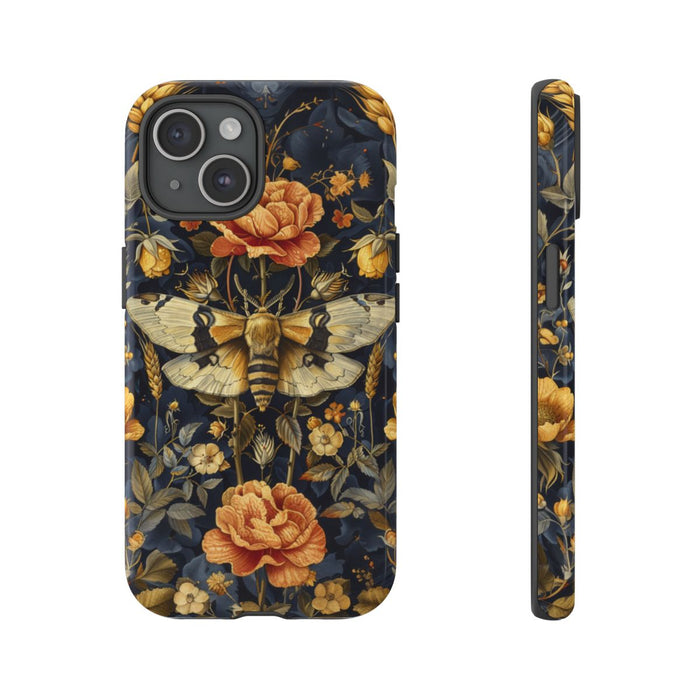 Gouden Bloemen en Mottenpatroon op Donkerblauw