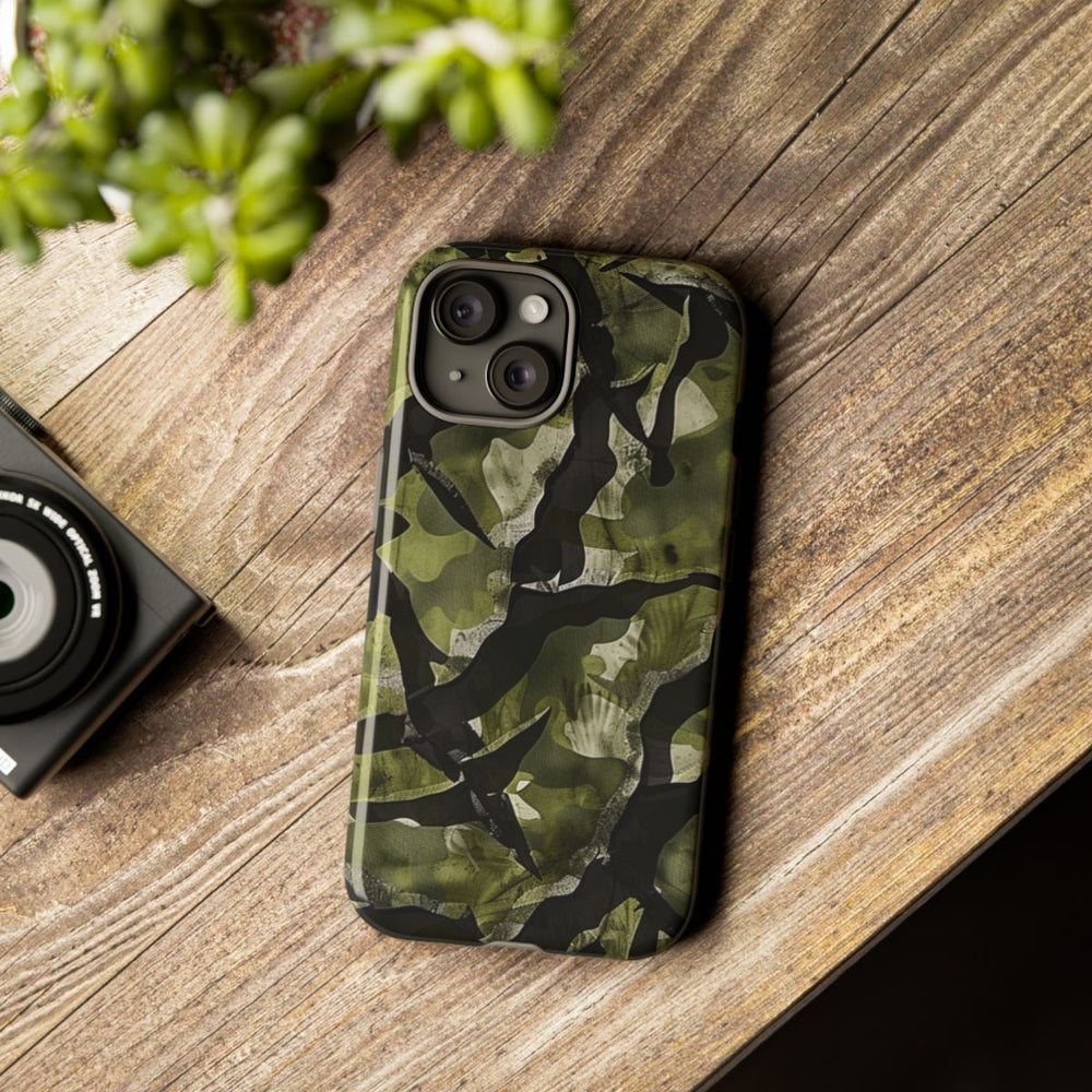 Groen Camouflagepatroon met Zwarte Abstracte Vormen