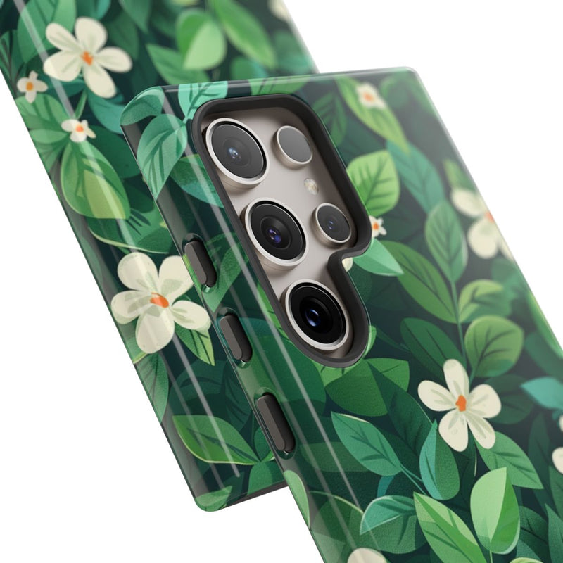 Groene Bladeren en Witte Bloemenpatroon