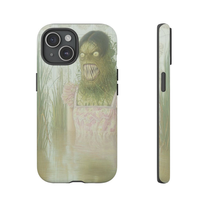 Groen Monster in Roze Jurk tussen Riet