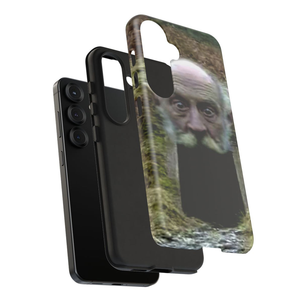 Surrealistische Reuzenhoofd-Toegang in de Natuur