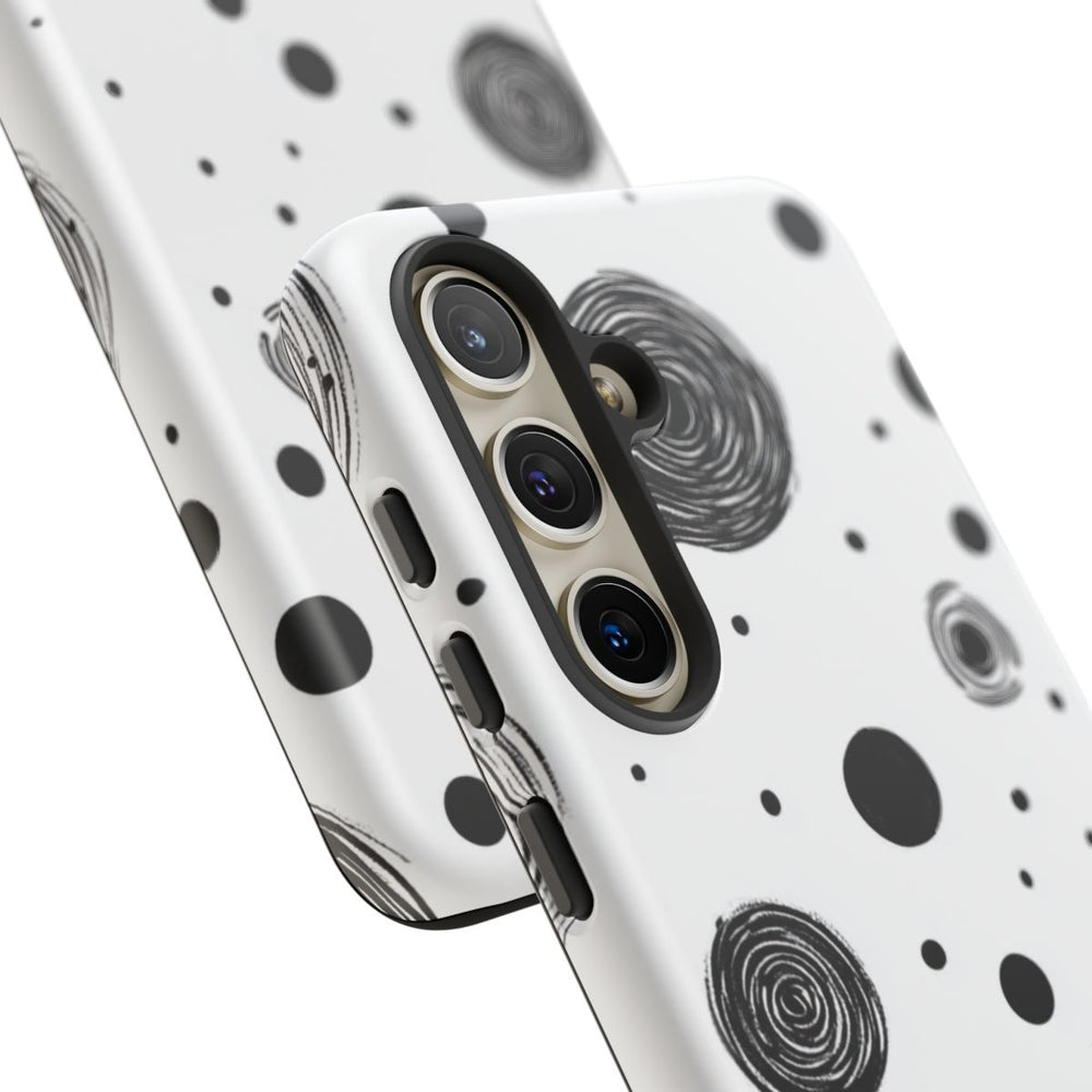 Zwart-Wit Cirkeldessin met Getekende Stippen