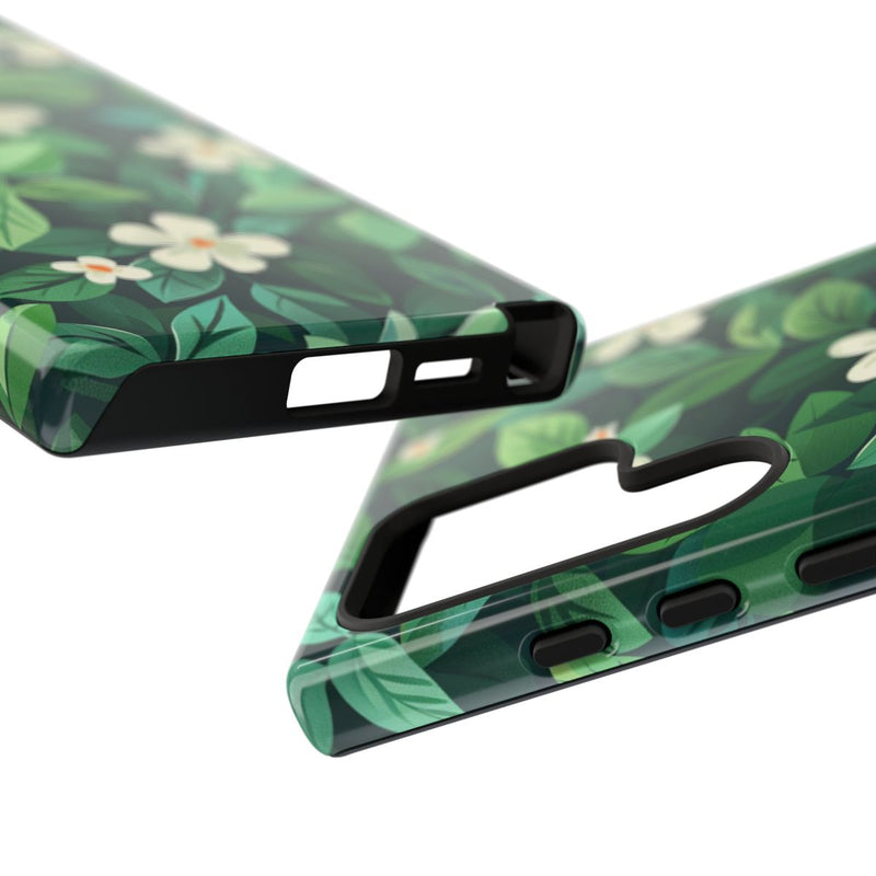 Groene Bladeren en Witte Bloemenpatroon