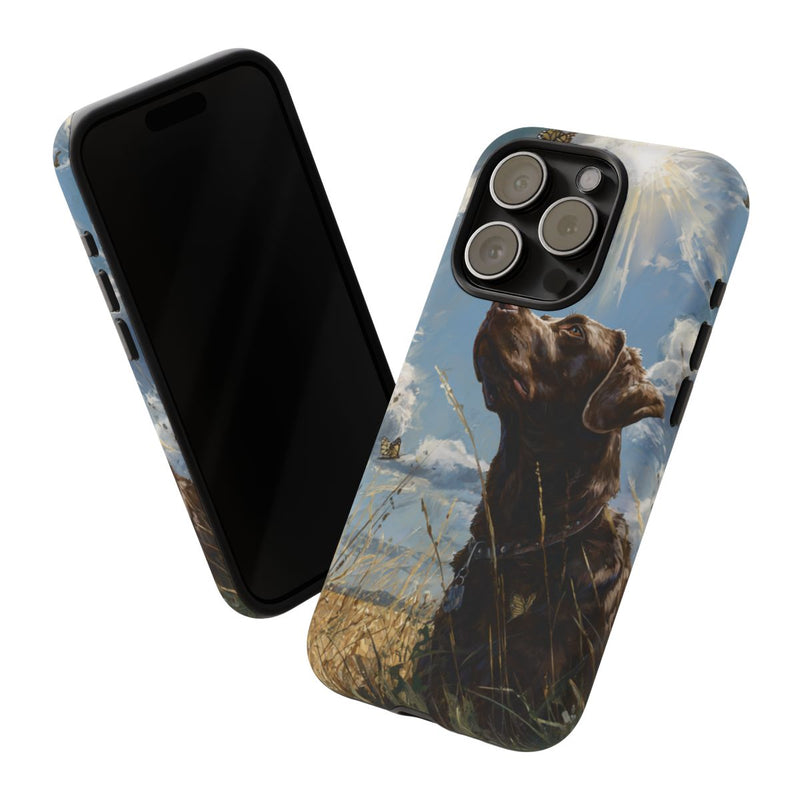 Chocoladekleurige Labrador met Vlinders in Veld