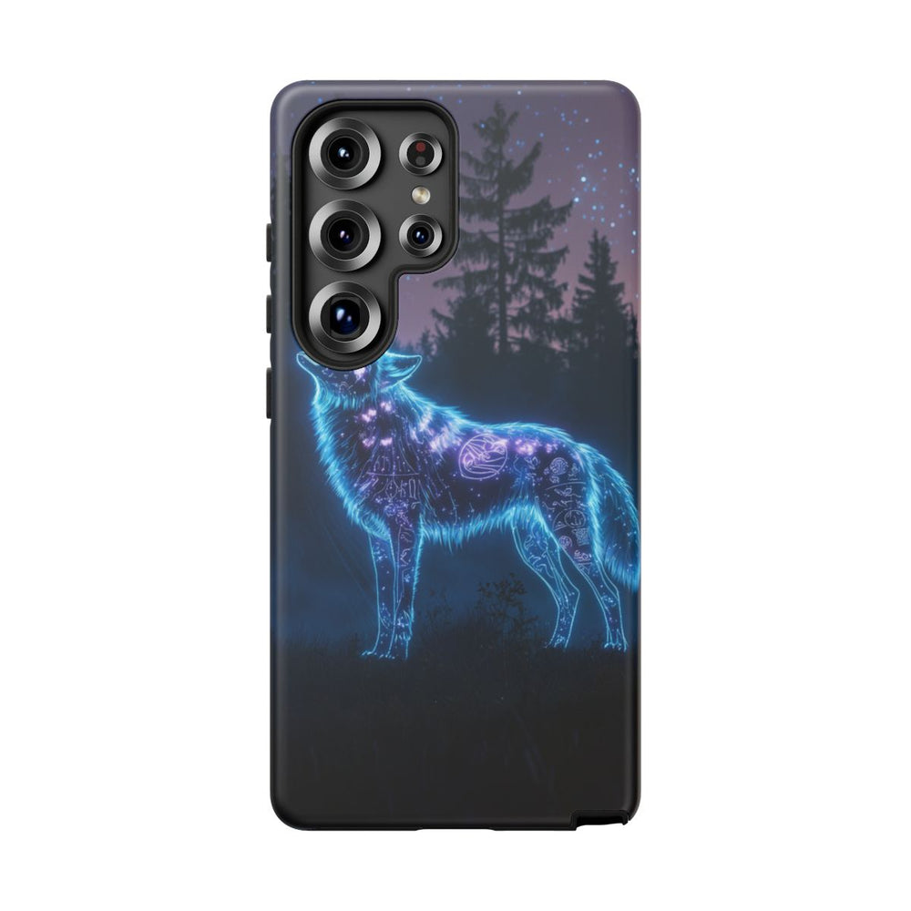 Gloeiende Wolf Huilt Onder Sterren