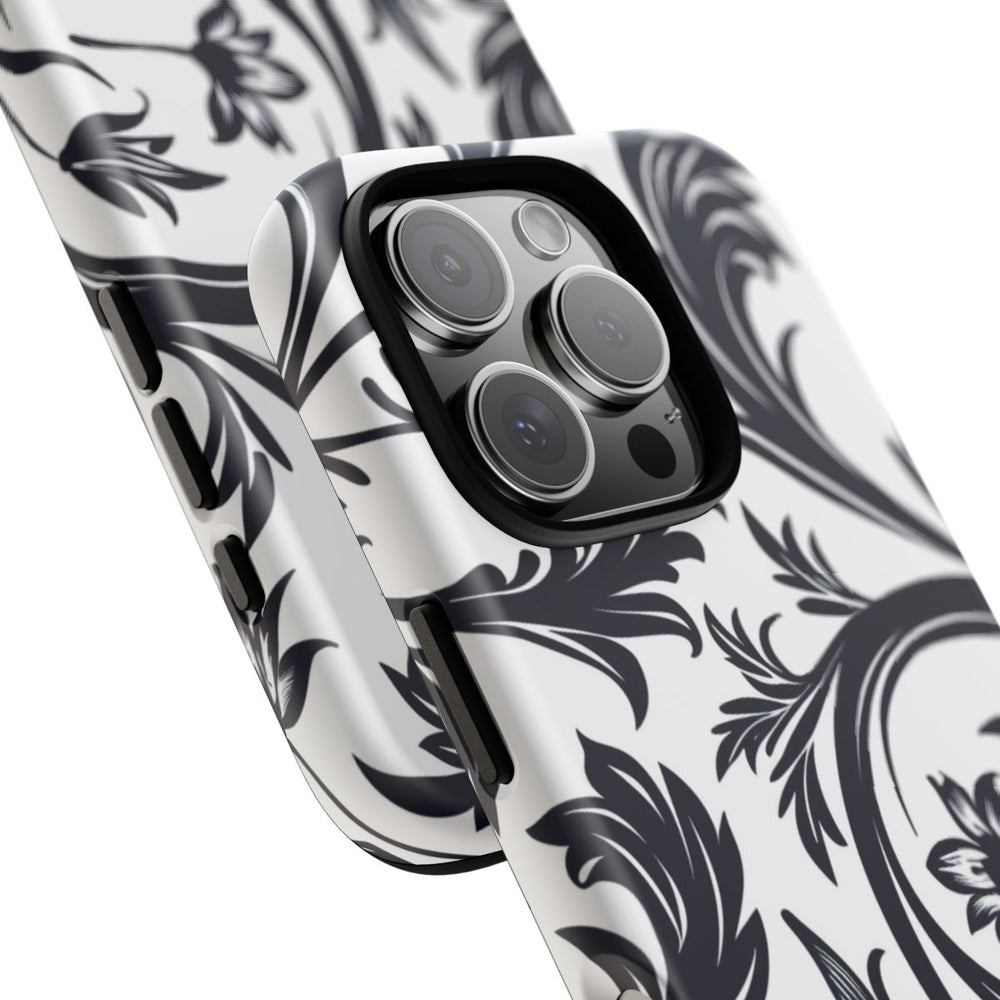 Zwart-Wit Bloemmotief met Sierlijke Krullen