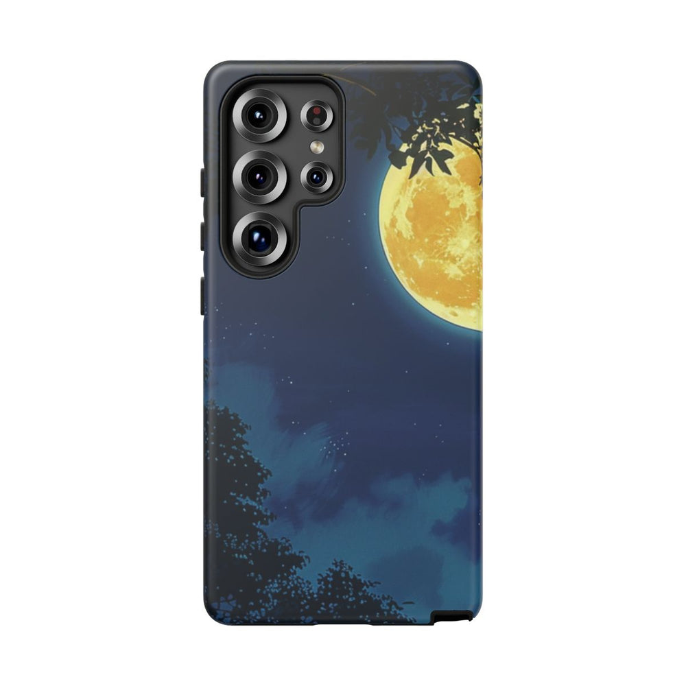 Gele Volle Maan in Nachtlandschap