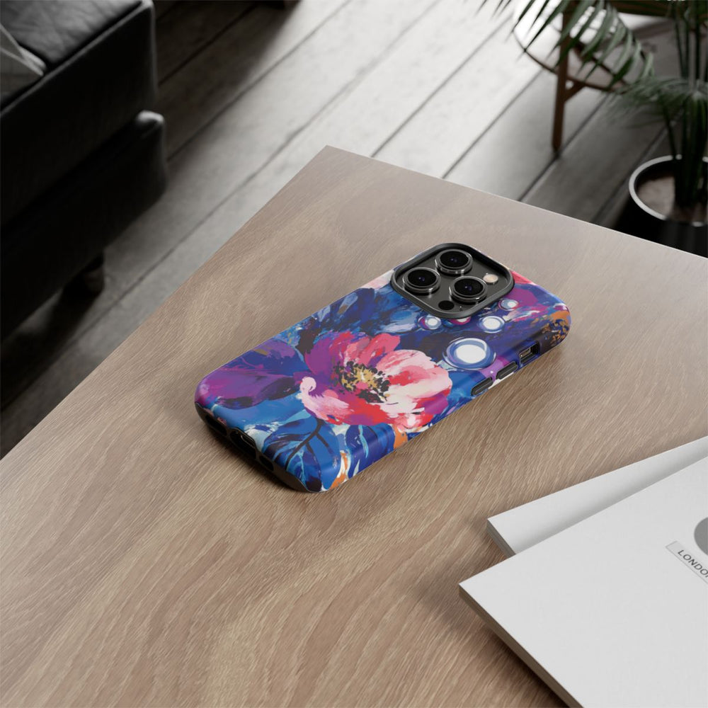Abstracte Bloemenimpressie met Parelaccenten