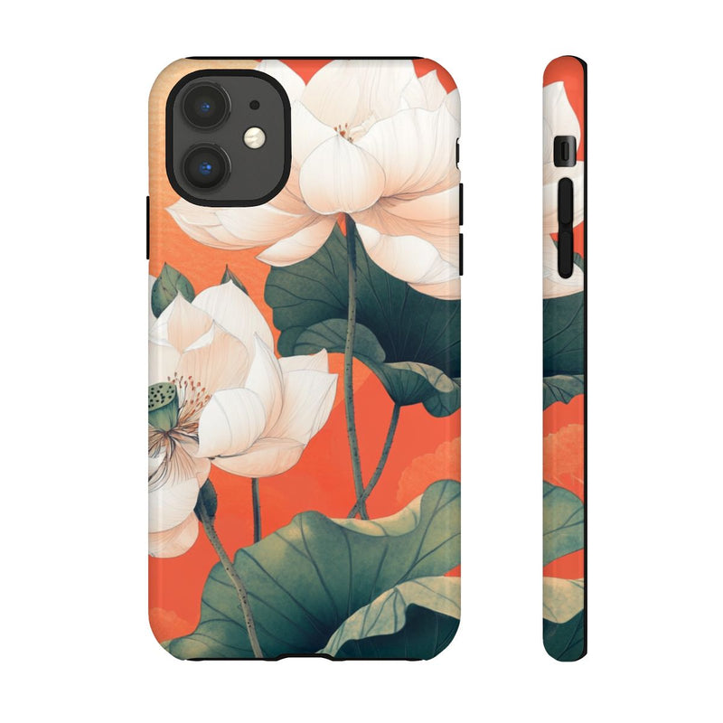 Witte Lotus Bloemen met Groene Bladeren op Oranje Achtergrond