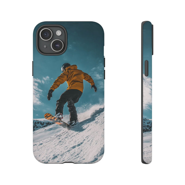Snowboarder met Gele Jas op Besneeuwde Hellings