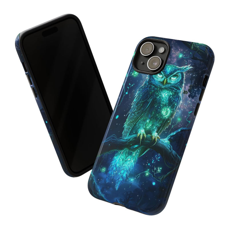 Glinsterende Mystieke Uil op Tak