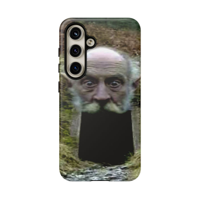 Surrealistische Reuzenhoofd-Toegang in de Natuur