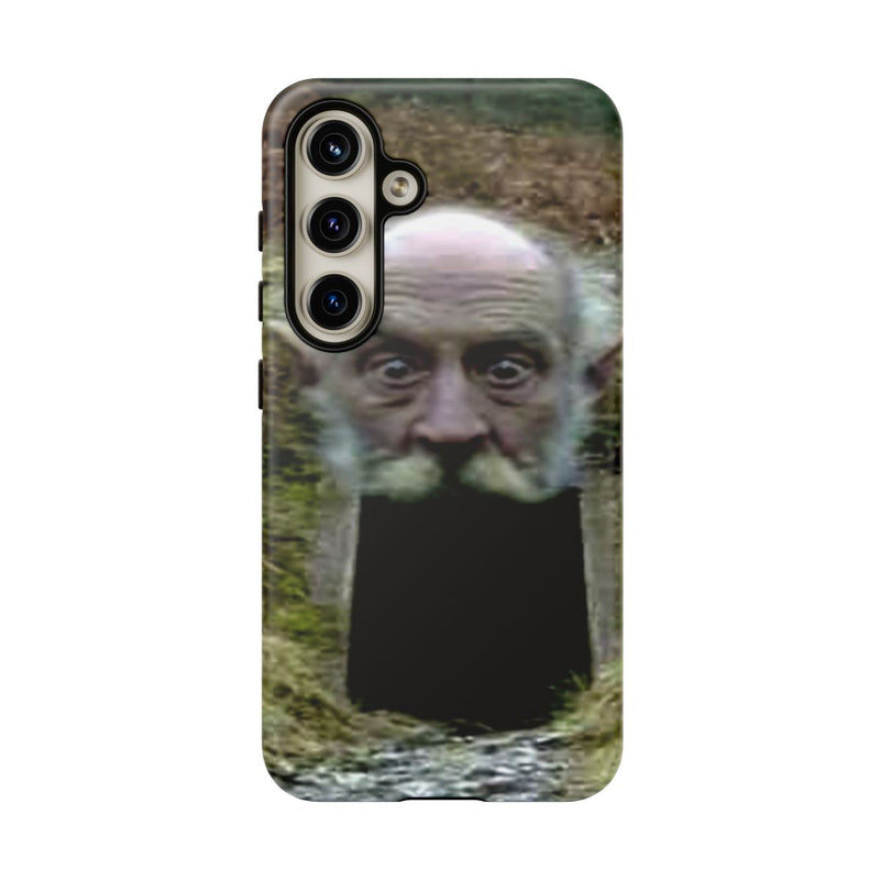 Surrealistische Reuzenhoofd-Toegang in de Natuur