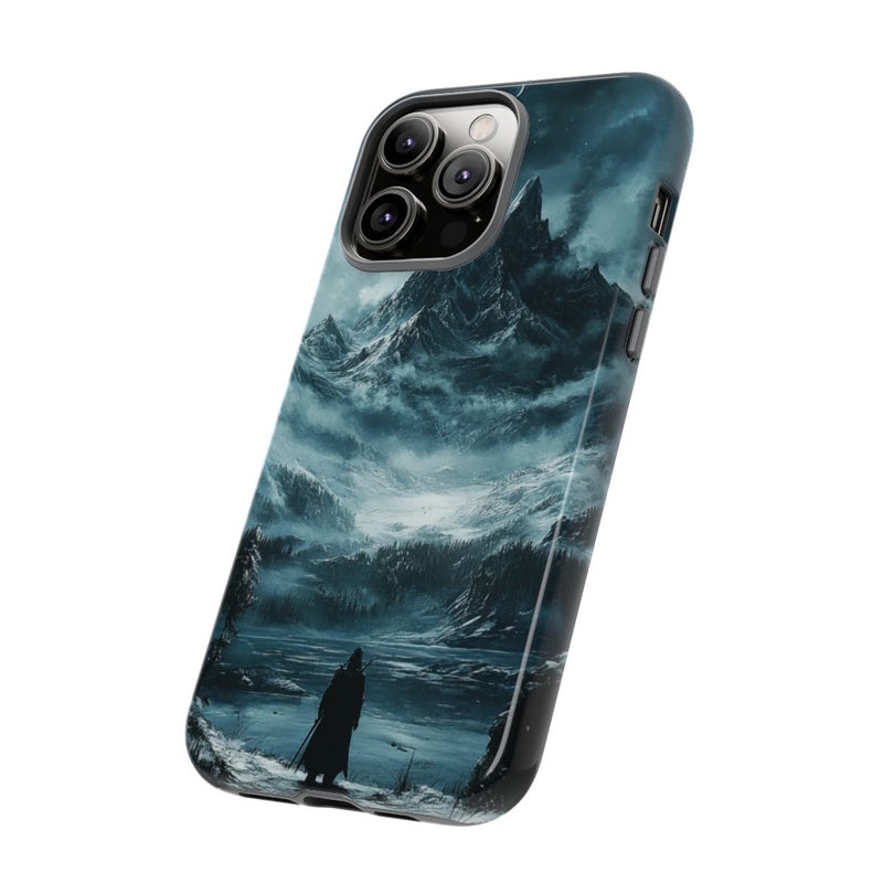 Mysterieus Berglandschap met Eenzame Wandelaar