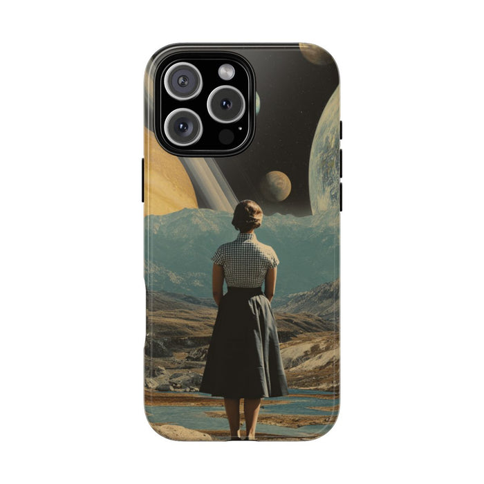 Vrouw in Vintage Jurk met Planetenlandschap