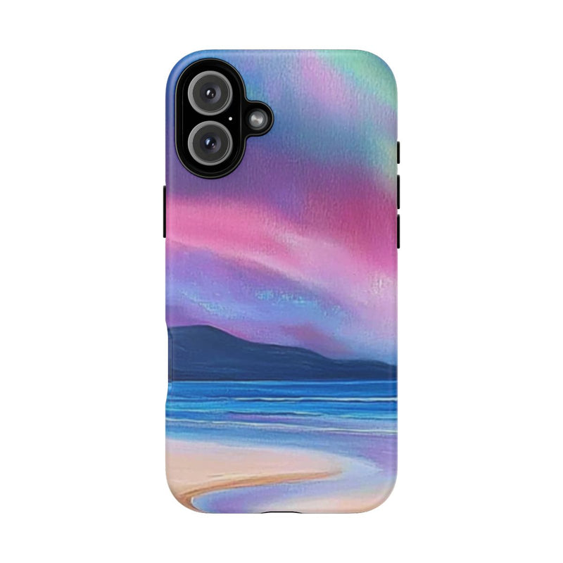 Noorderlicht Boven Rotsachtige Kust en Strand