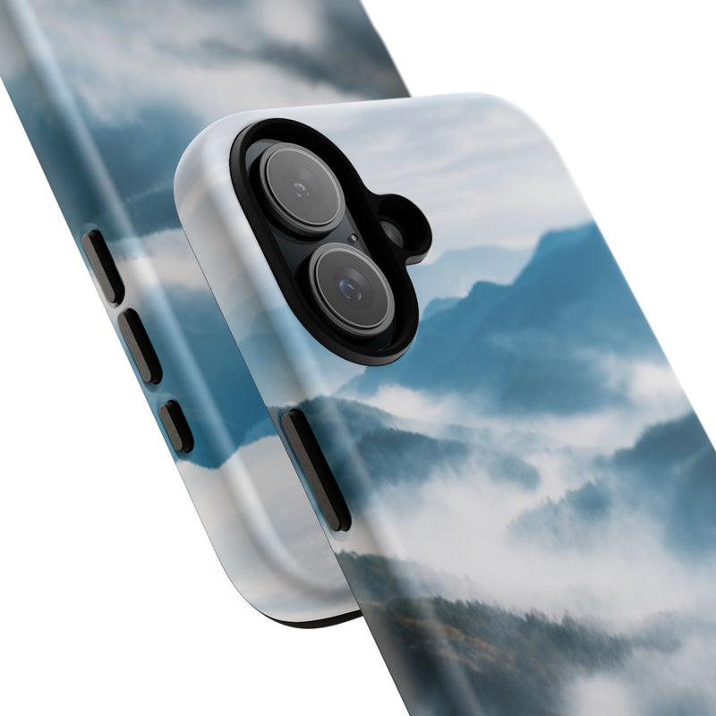 Mysterieus Berglandschap met Mist