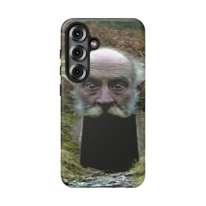 Surrealistische Reuzenhoofd-Toegang in de Natuur