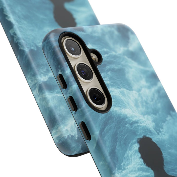 Persoon Tussen Kolkende Blauwe Watergolven