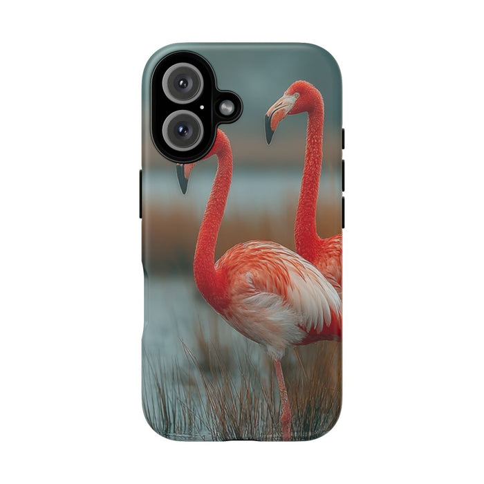 Drie Flamingo’s bij Water en Riet