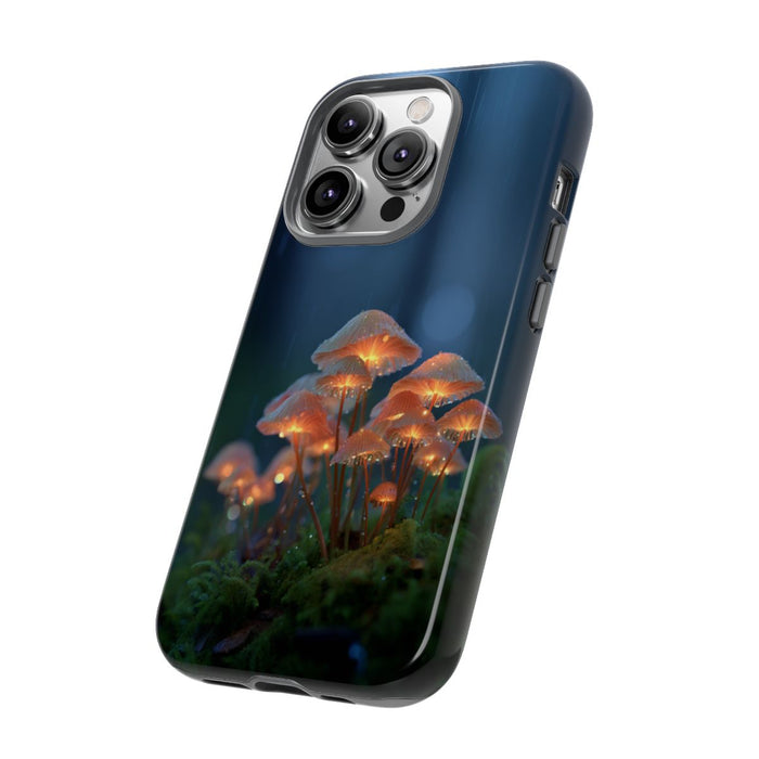 Gloeiende Paddenstoelen in Regenachtig Bos