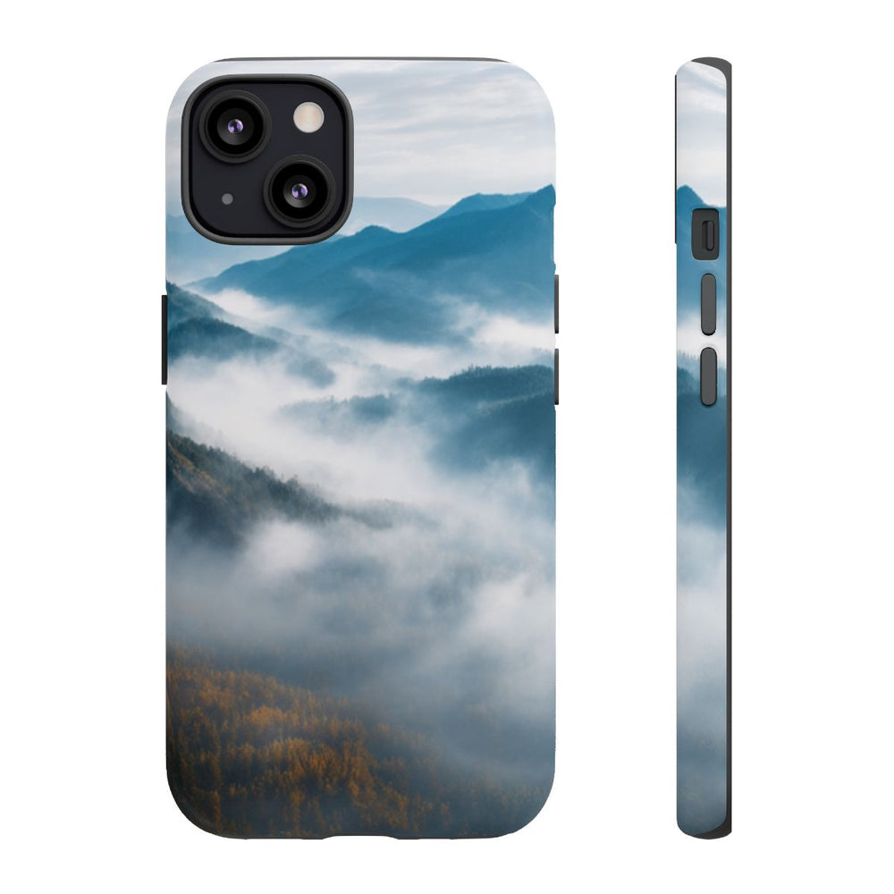 Mysterieus Berglandschap met Mist