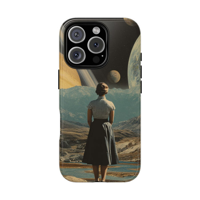 Vrouw in Vintage Jurk met Planetenlandschap