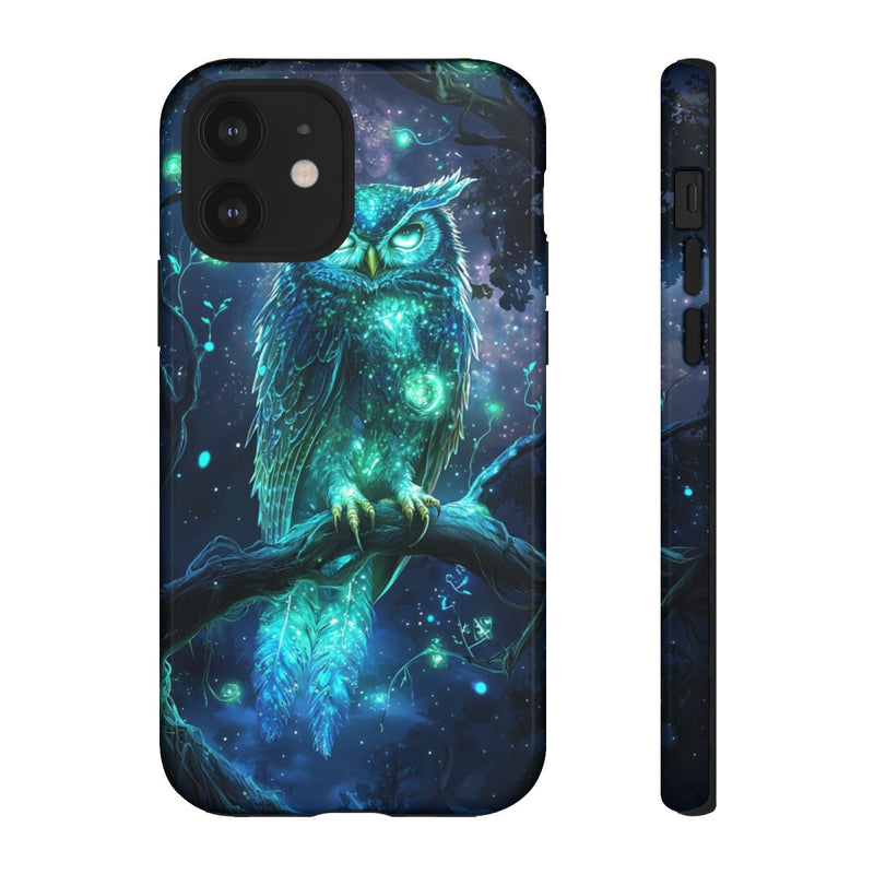 Glinsterende Mystieke Uil op Tak