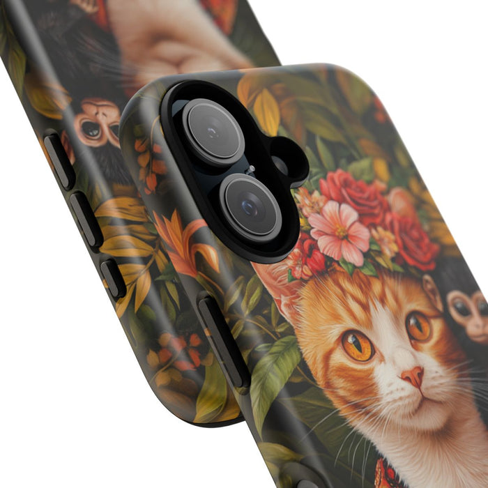 Gemberkleurige Kat met Bloemenkroon en Aapje