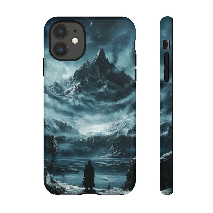 Mysterieuze Berglandschap met Eenzame Wandelaar