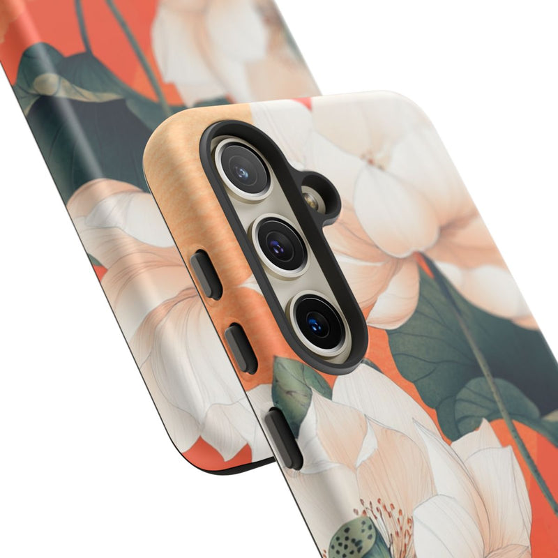 Witte Lotus Bloemen met Groene Bladeren op Oranje Achtergrond