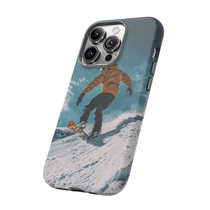 Snowboarder in Gele Jas op Besneeuwde Hellings