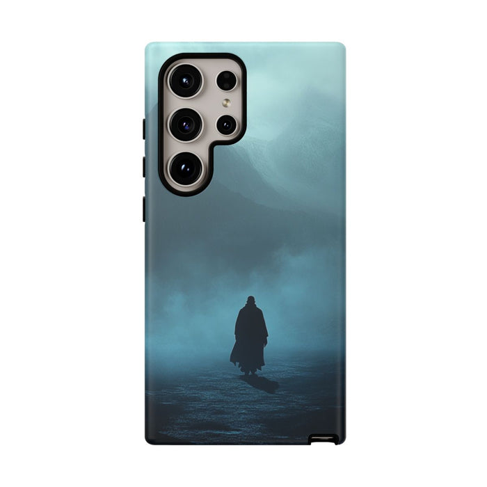 Schimmige Gestalte in Mist