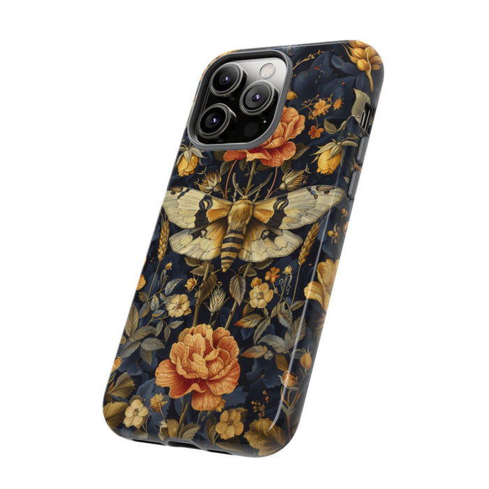 Gouden Bloemen en Mottenpatroon op Donkerblauw