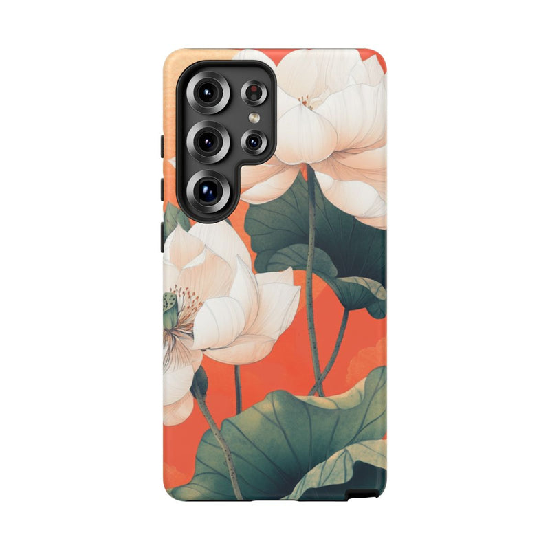 Witte Lotus Bloemen met Groene Bladeren op Oranje Achtergrond