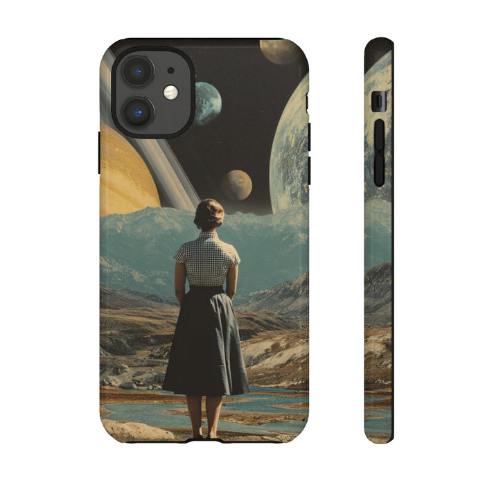 Vrouw in Vintage Jurk met Planetenlandschap