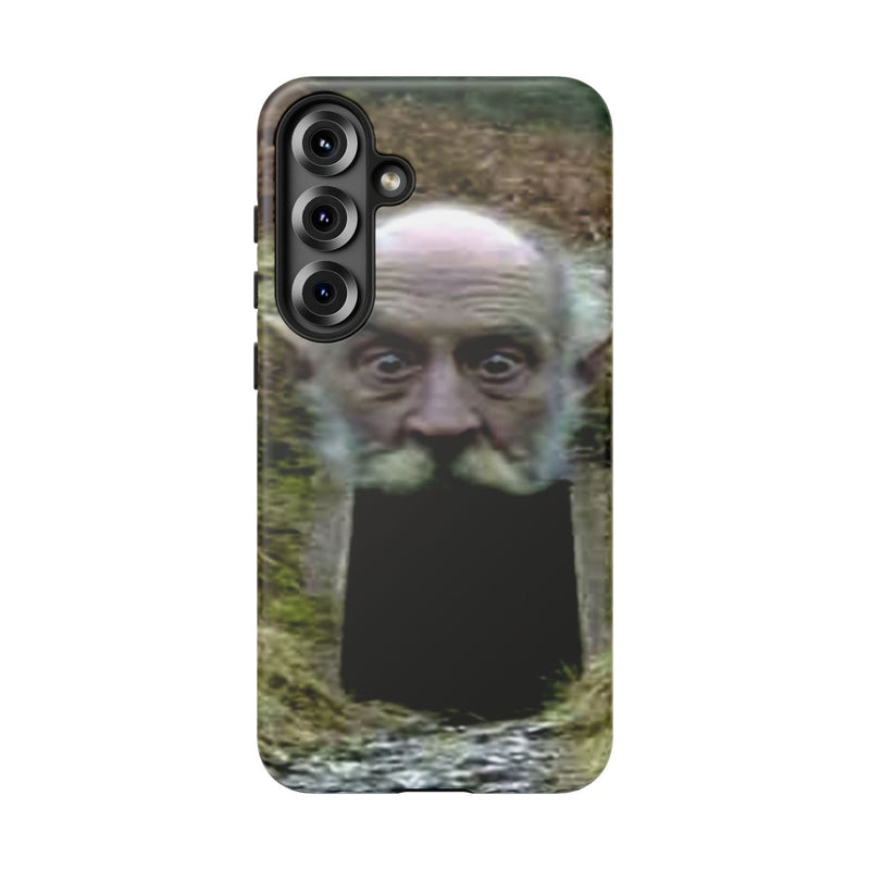 Surrealistische Reuzenhoofd-Toegang in de Natuur