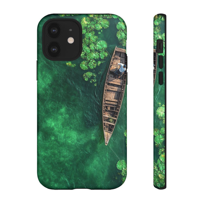 Luchtfoto van Visser op Houten Boot met Lotusbladeren