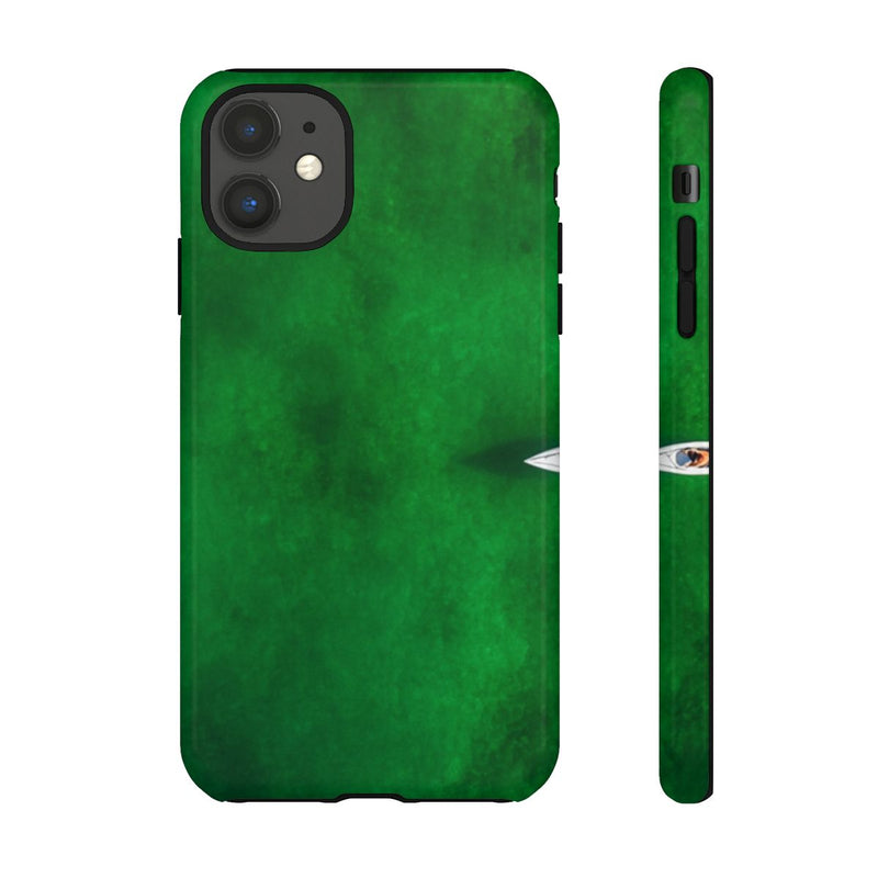 Minimalistische Kajak op Groen Water