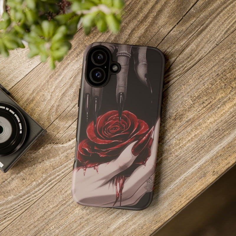 Donkere Gotische Handen met Bloedrode Roos