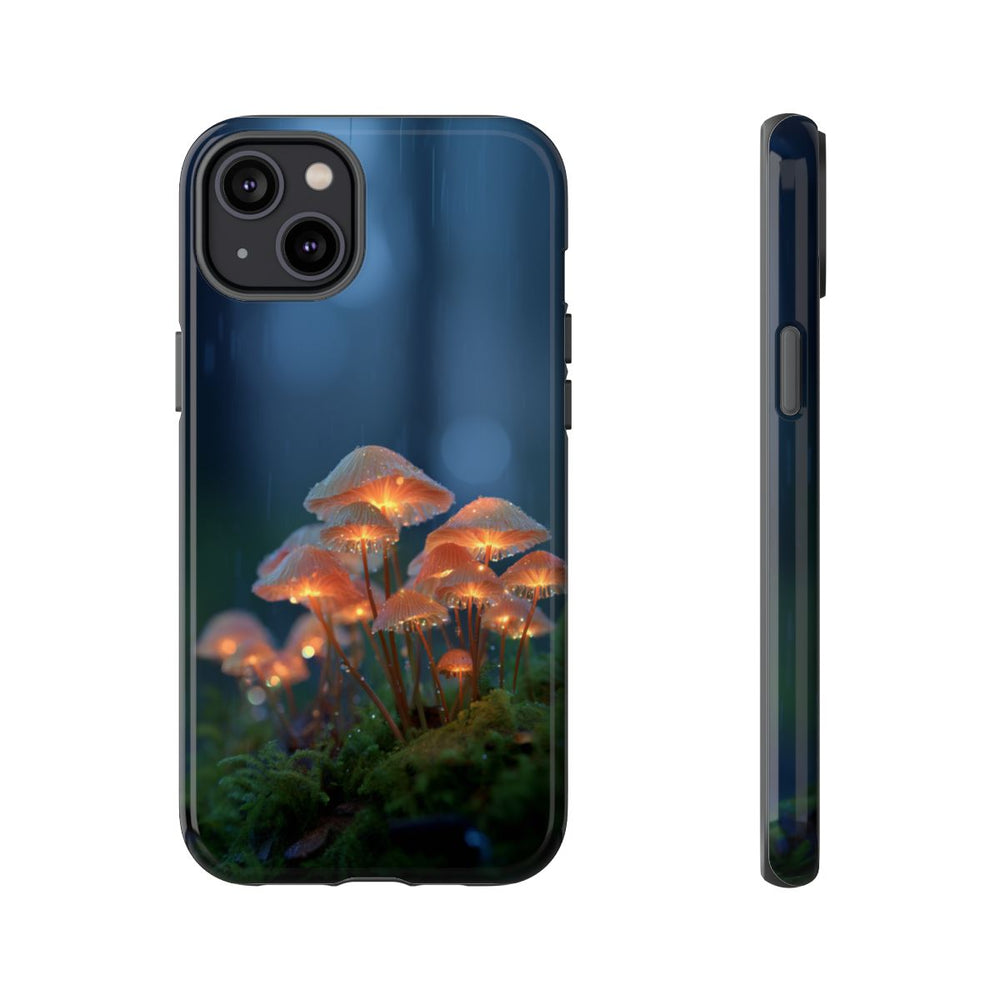 Gloeiende Paddenstoelen in Regenachtig Bos